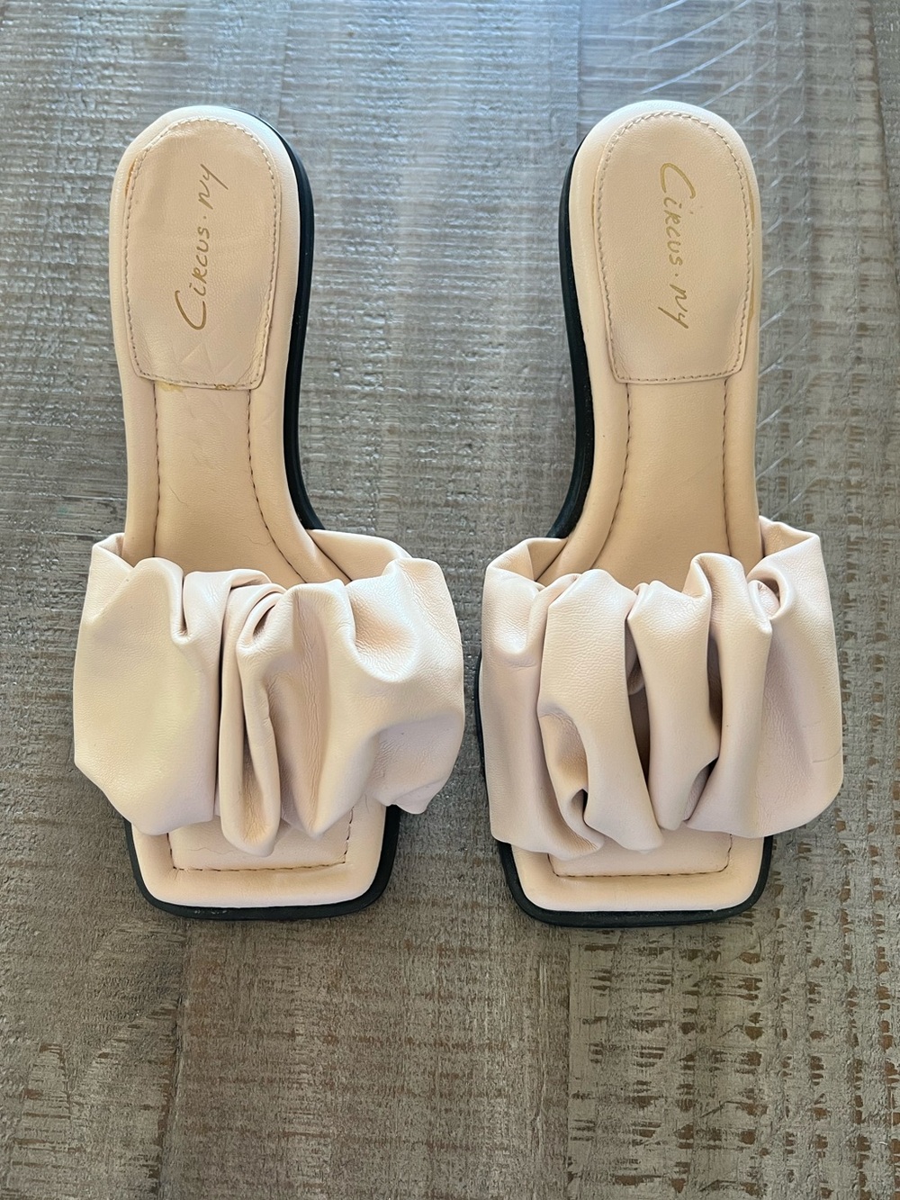 Sam Edelman Cream Ruched Slide Mules